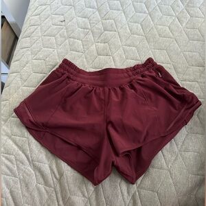 Lululemon Hotty Hot Short 2.5 in maroon
